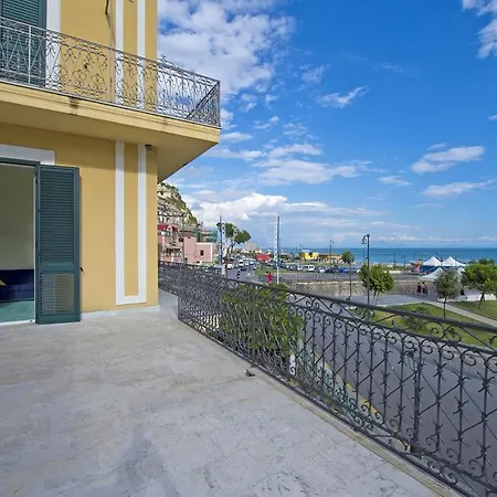Apartment Palazzo Della Monica Vietri sul Mare
