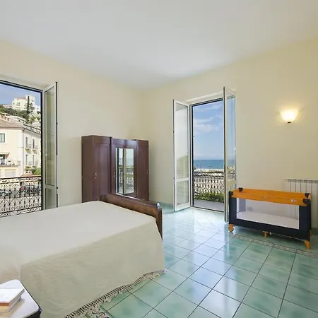 Palazzo Della Monica Vietri sul Mare