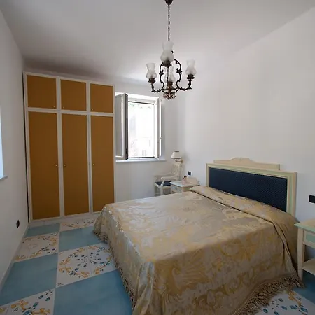 Palazzo Della Monica Vietri sul Mare