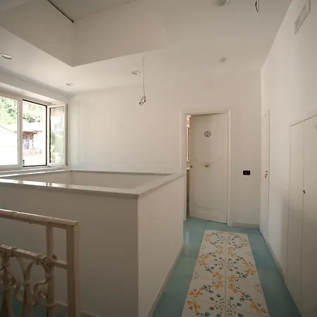 Palazzo Della Monica Apartment *