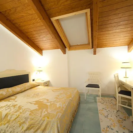 Palazzo Della Monica * Vietri sul Mare