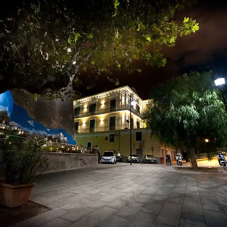 Palazzo Della Monica Apartment Vietri sul Mare