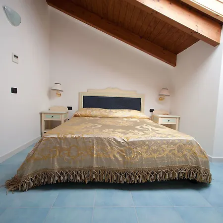 Apartment Palazzo Della Monica Vietri sul Mare